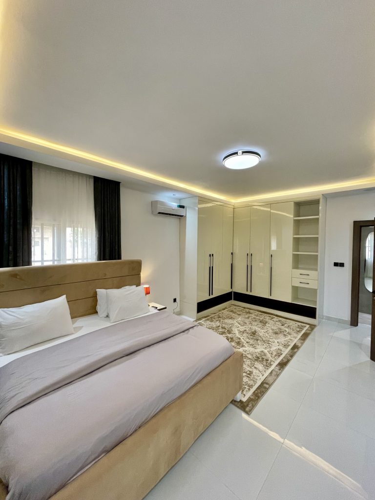 King Bedroom - Truth Palazzo